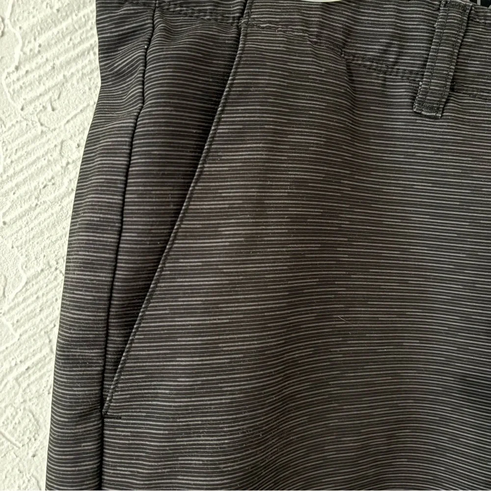 Lot Of 2 Bolle Casual Chino Shorts Mens 34‎ Black Brown Khaki Performance Pocket
